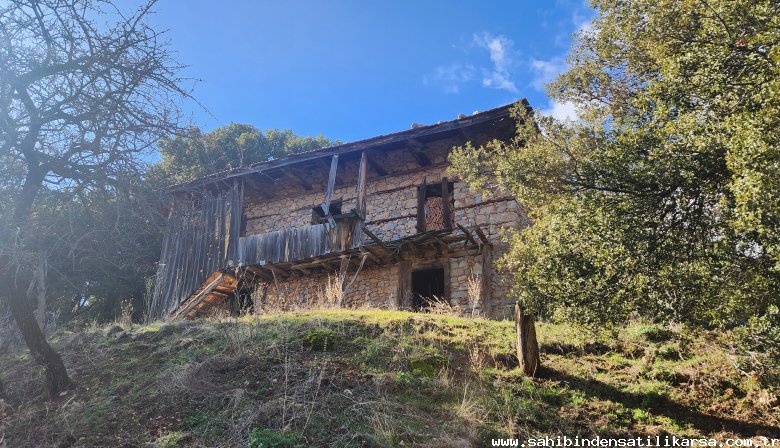 FIRSAT DENİZLİ TAVAS KAYACAKÖYDE 1145M2 2 KATLI TAŞ EV VE ARSASI