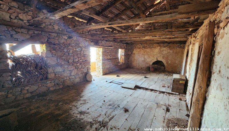 FIRSAT DENİZLİ TAVAS KAYACAKÖYDE 1145M2 2 KATLI TAŞ EV VE ARSASI
