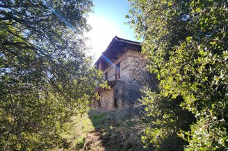 FIRSAT DENİZLİ TAVAS KAYACAKÖYDE 1145M2 2 KATLI TAŞ EV VE ARSASI